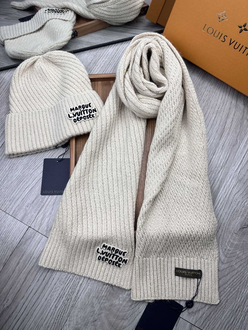 Louis Vuitton Caps Scarfs